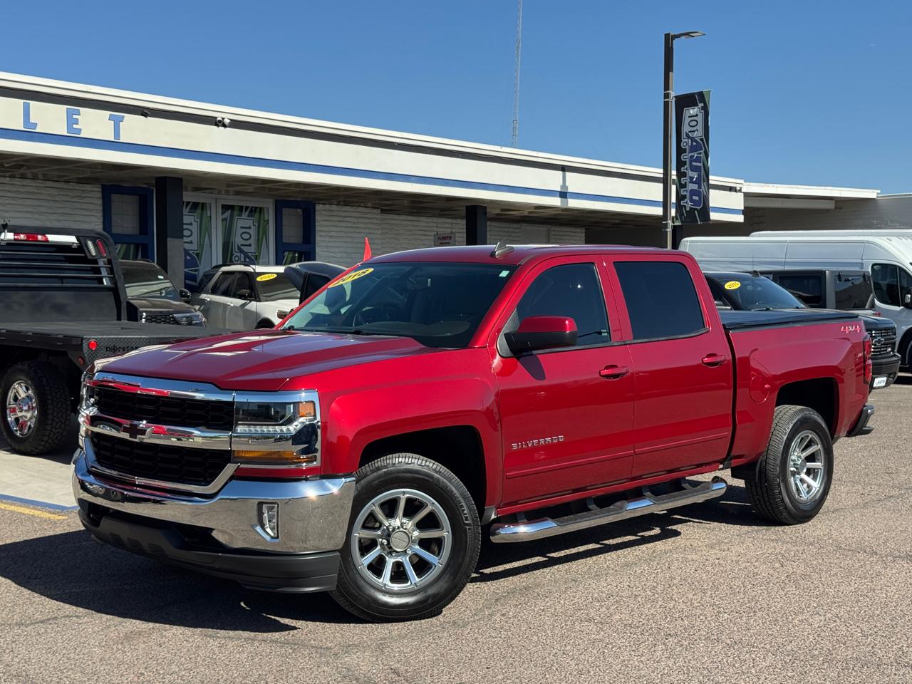2018 Chevrolet Silverado 1500 4WD Crew Cab 143.5" LT w/1LT