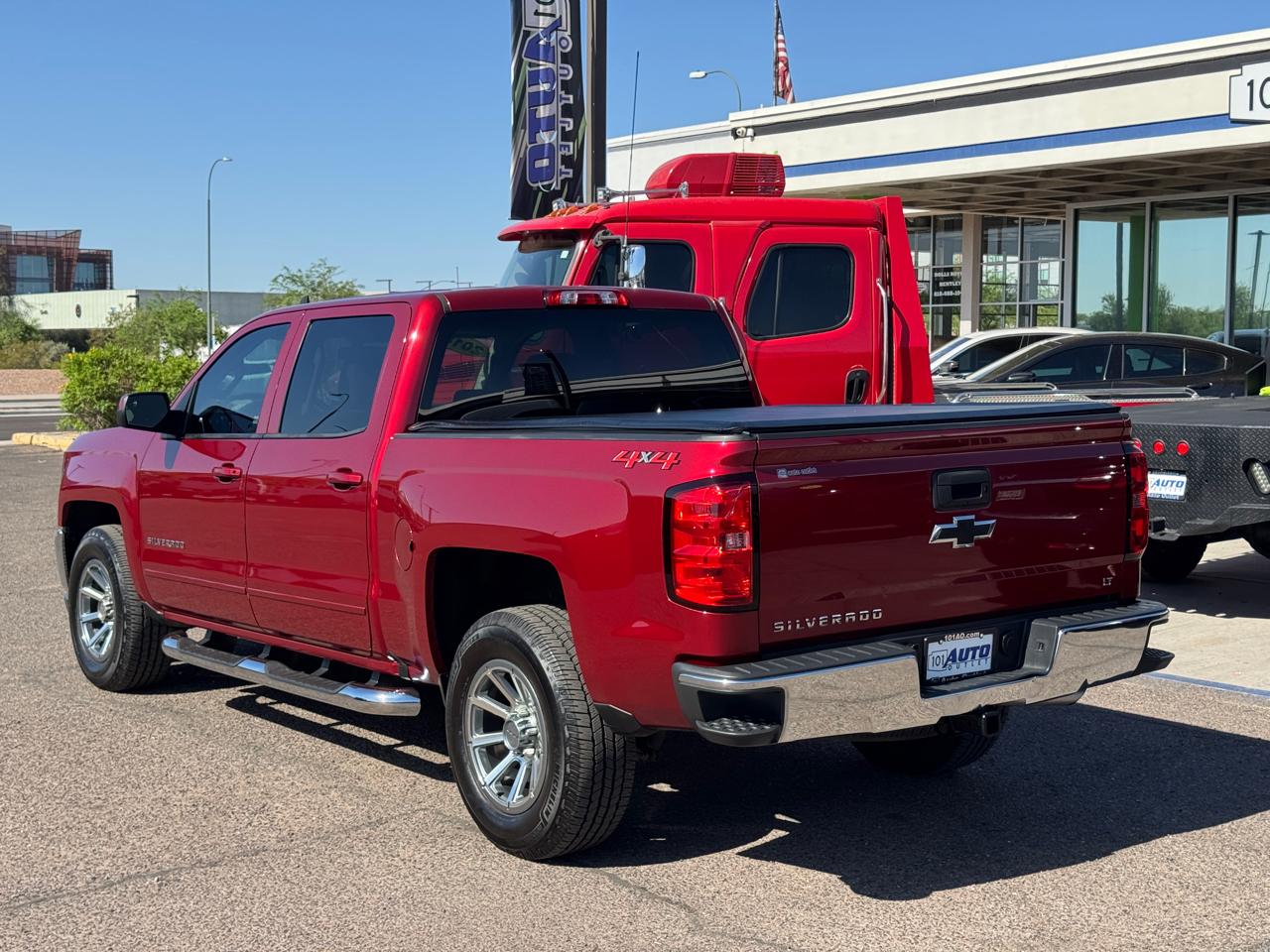Chevrolet Silverado 1500 4WD Crew Cab 143.5" LT w/1LT 2018