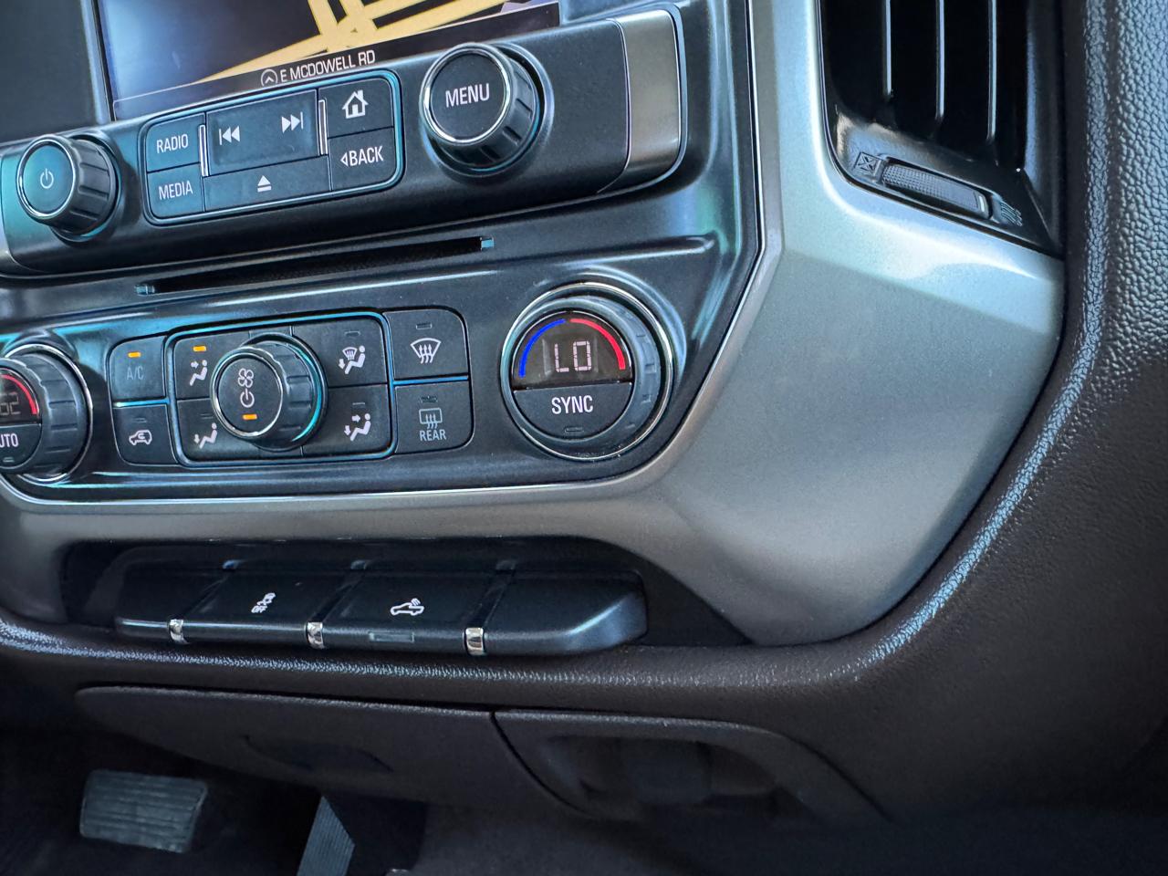 Chevrolet Silverado 1500 4WD Crew Cab 143.5" LT w/1LT 2018