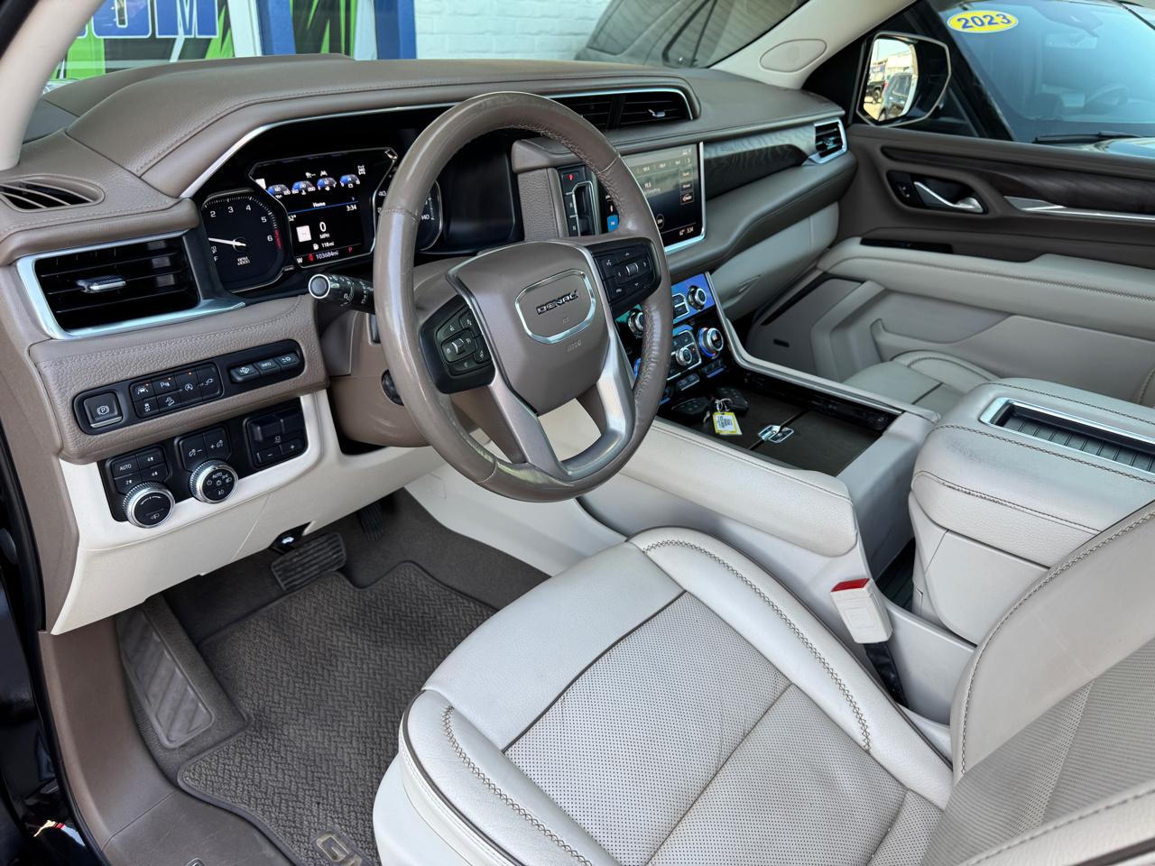 GMC Yukon XL 4WD 4dr Denali 2021
