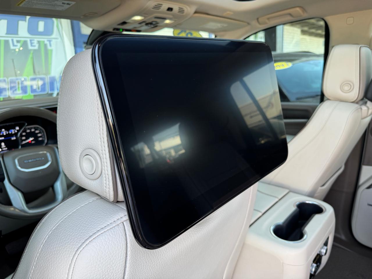 GMC Yukon XL 4WD 4dr Denali 2021