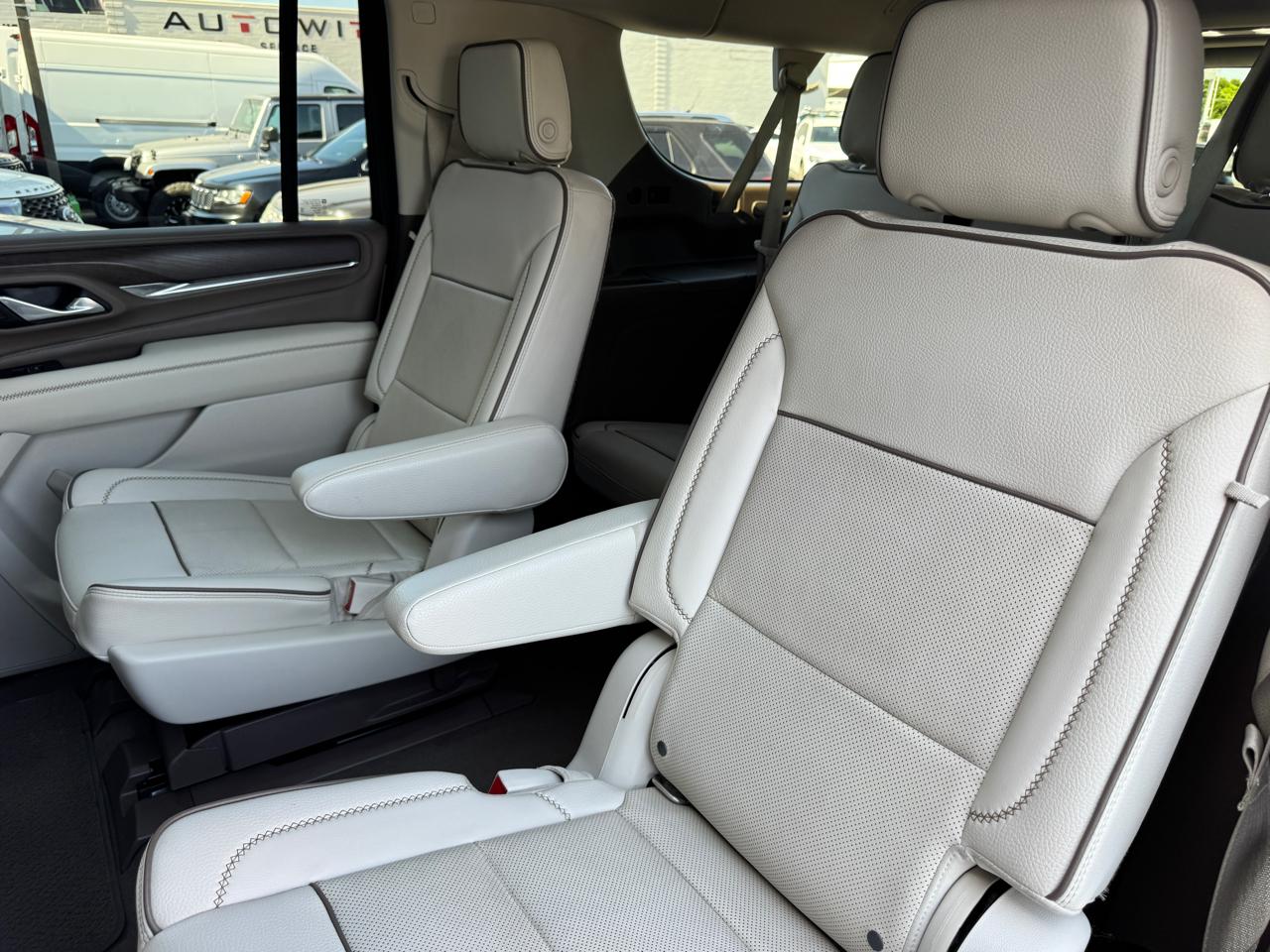 GMC Yukon XL 4WD 4dr Denali 2021