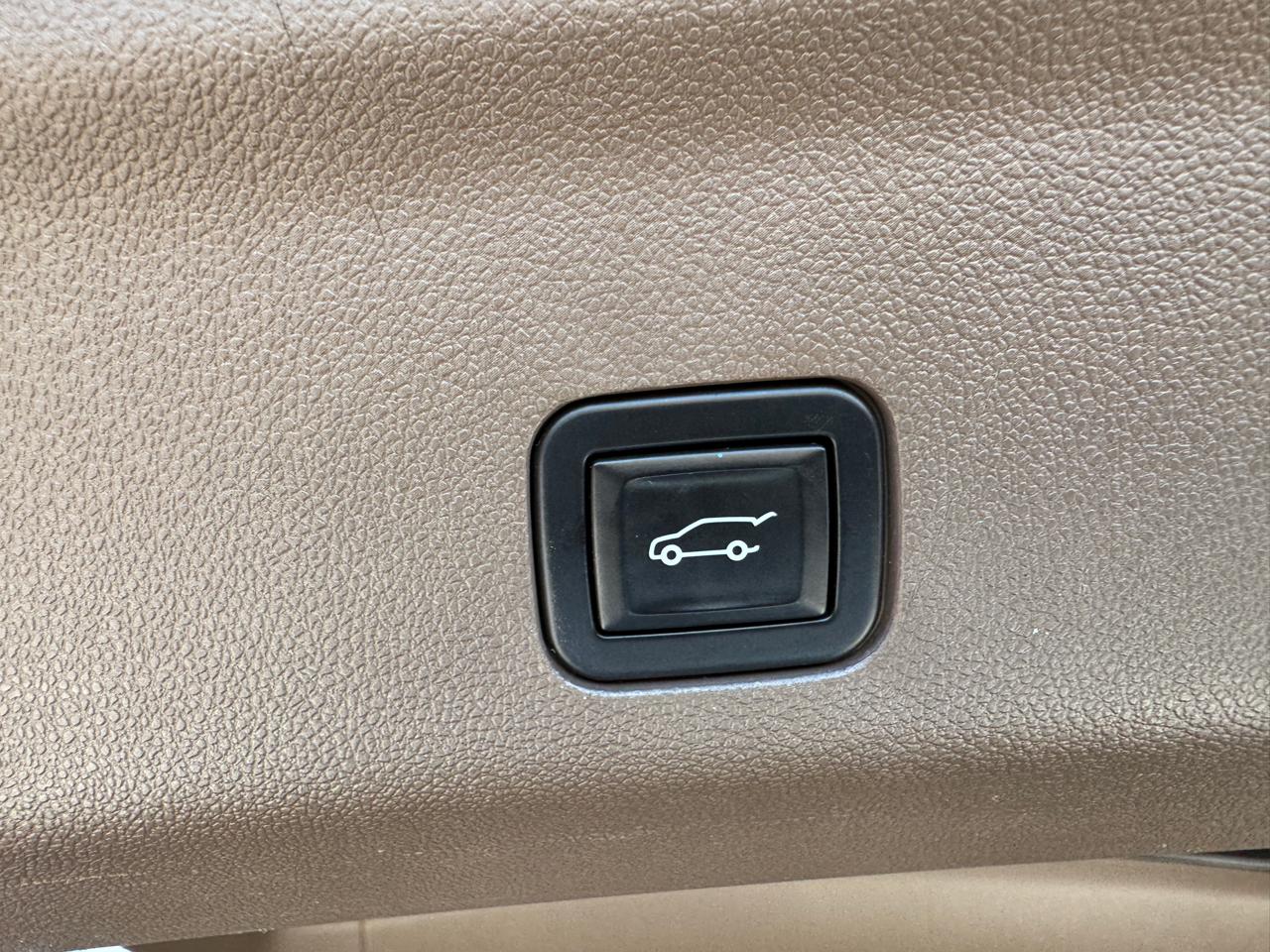 GMC Yukon XL 4WD 4dr Denali 2021