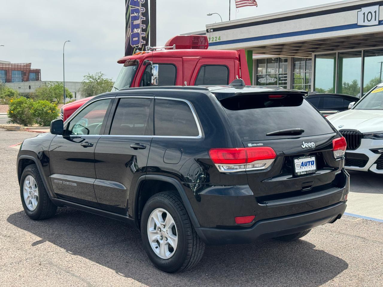 Jeep Grand Cherokee Laredo 4x2 2017