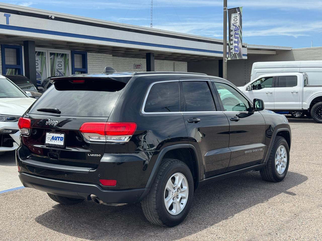 Jeep Grand Cherokee Laredo 4x2 2017