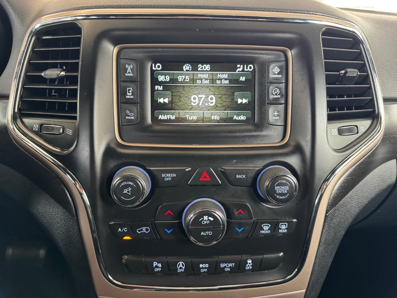 Jeep Grand Cherokee Laredo 4x2 2017