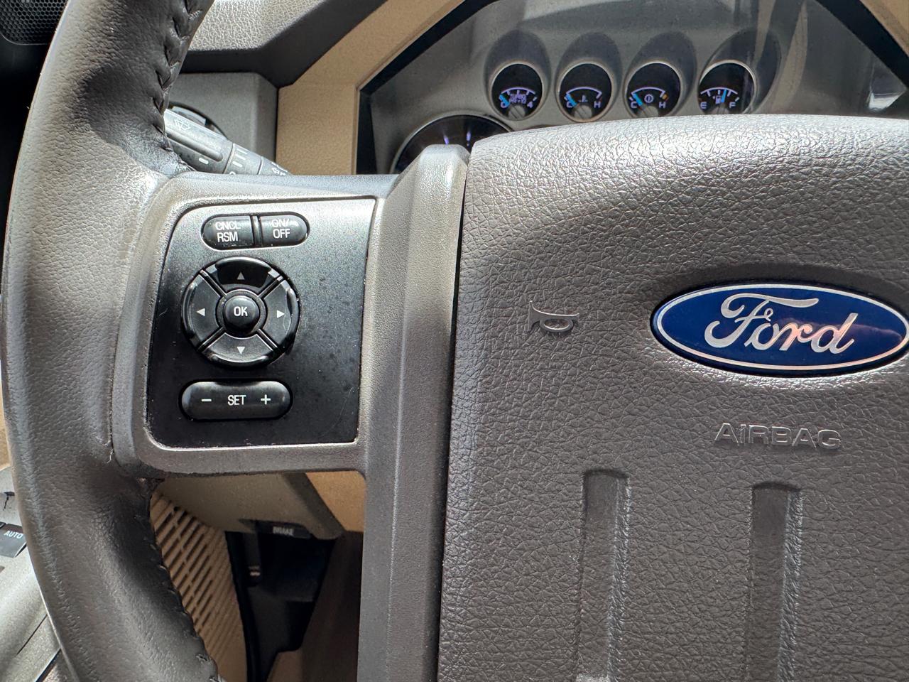 Ford Super Duty F-350 SRW 4WD Crew Cab 172" Platinum 2016