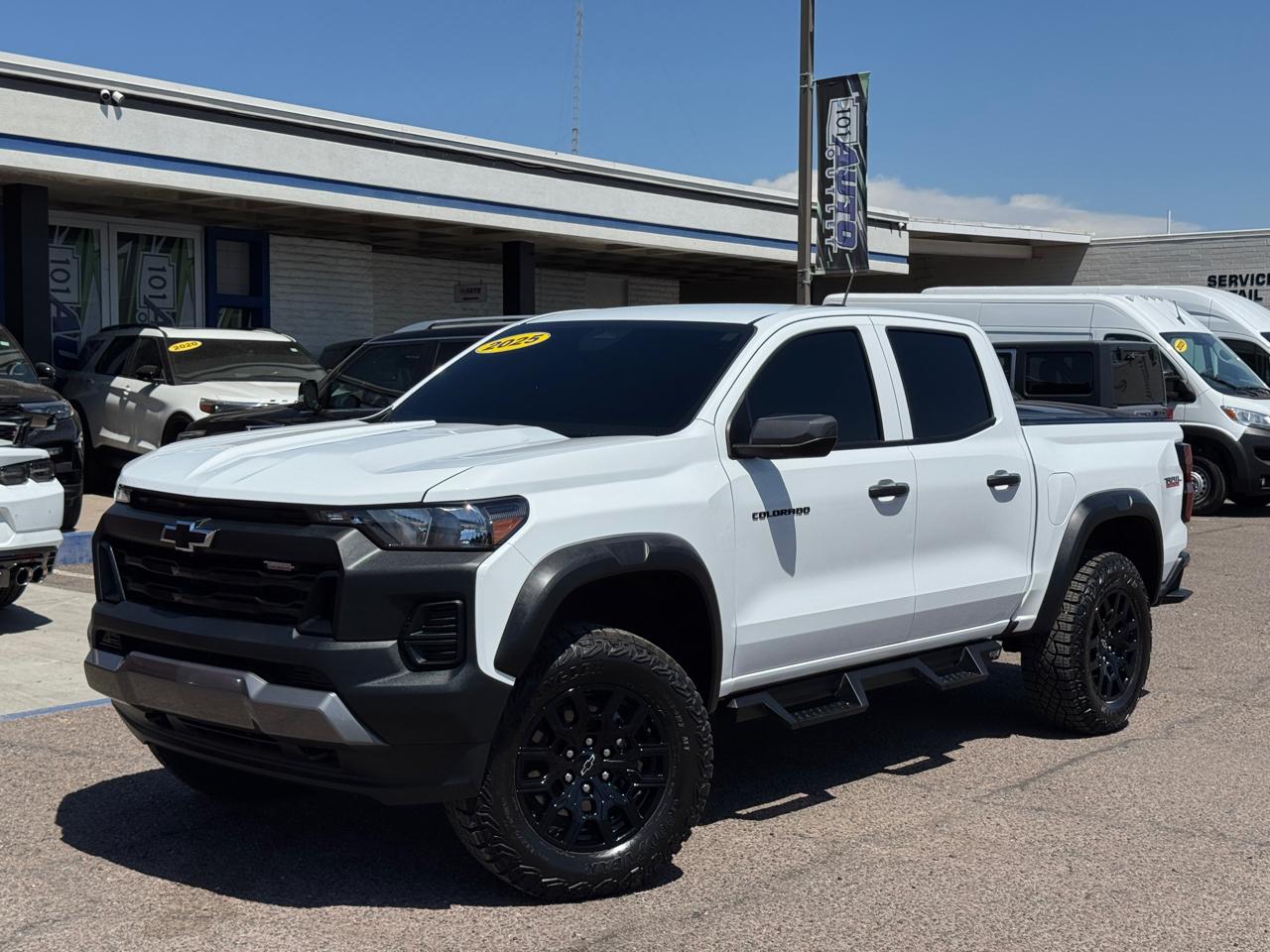 Chevrolet Colorado 4WD Crew Cab Trail Boss 2025