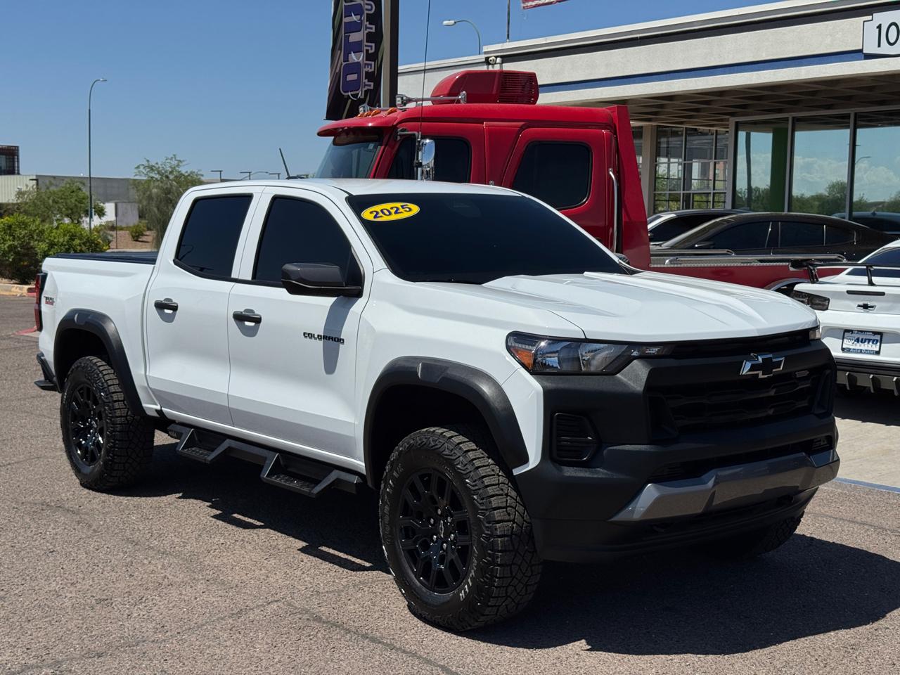 Chevrolet Colorado 4WD Crew Cab Trail Boss 2025