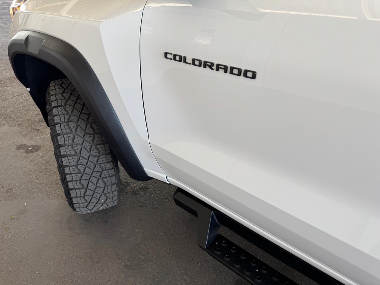 Chevrolet Colorado 4WD Crew Cab Trail Boss 2025