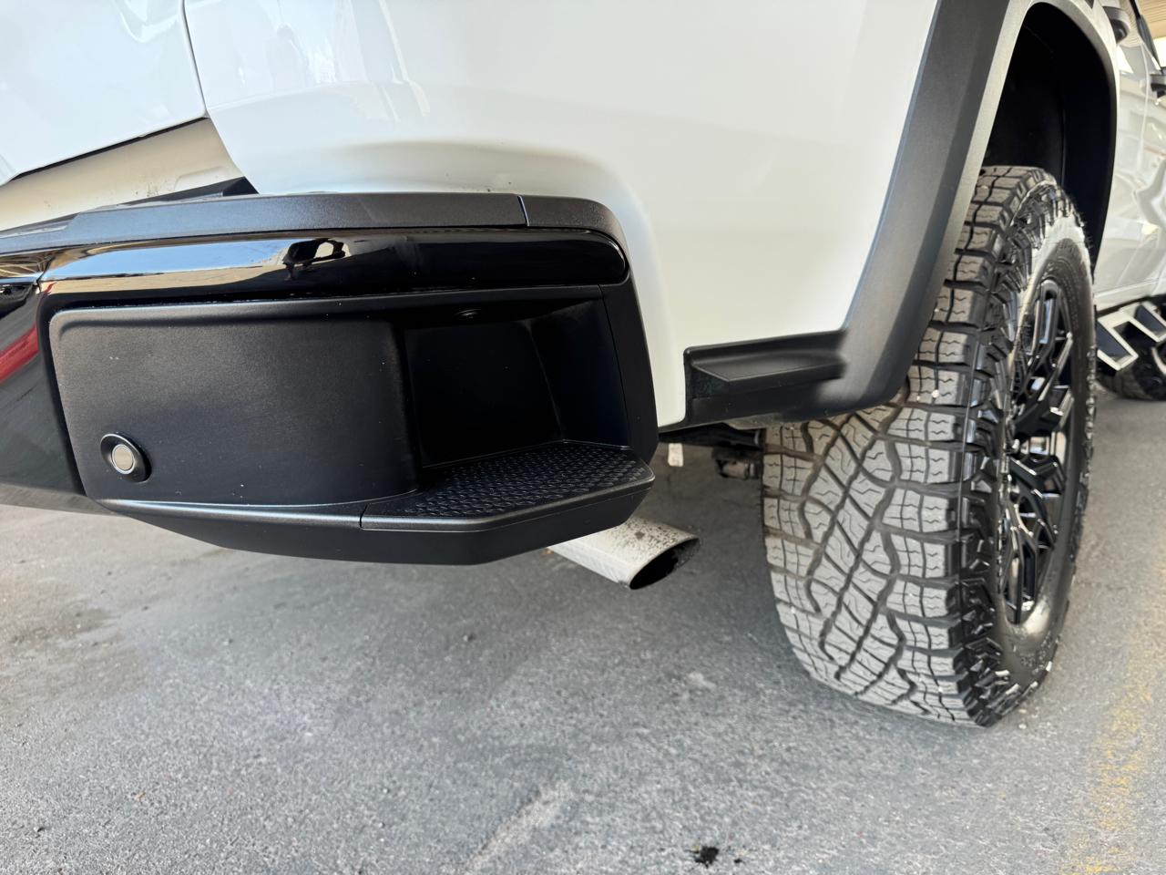 Chevrolet Colorado 4WD Crew Cab Trail Boss 2025
