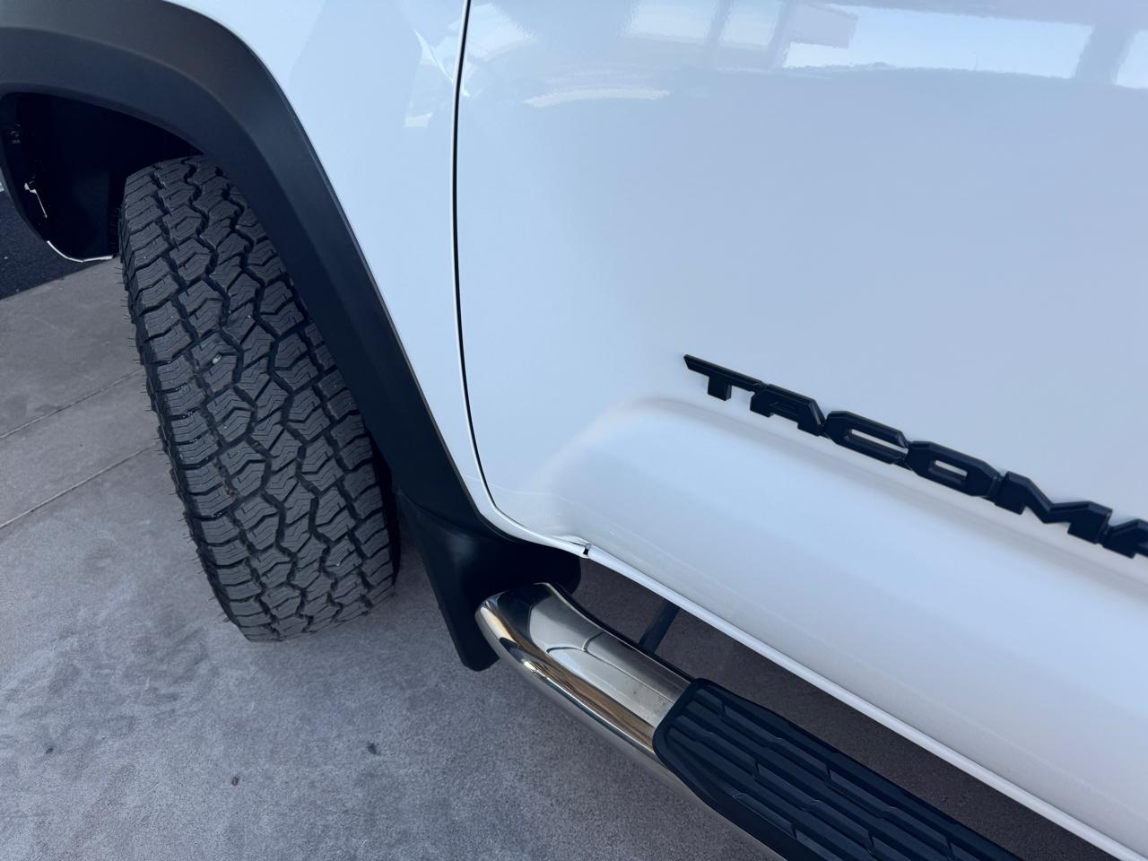Toyota Tacoma 4WD TRD Off Road Double Cab 5' Bed AT (Natl) 2022