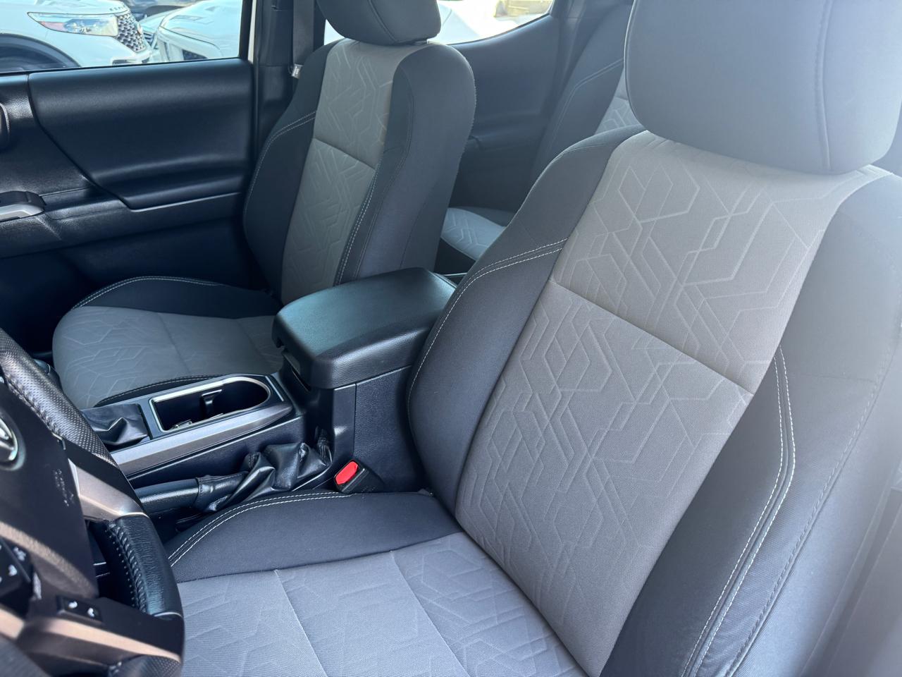 Toyota Tacoma 4WD TRD Off Road Double Cab 5' Bed AT (Natl) 2022