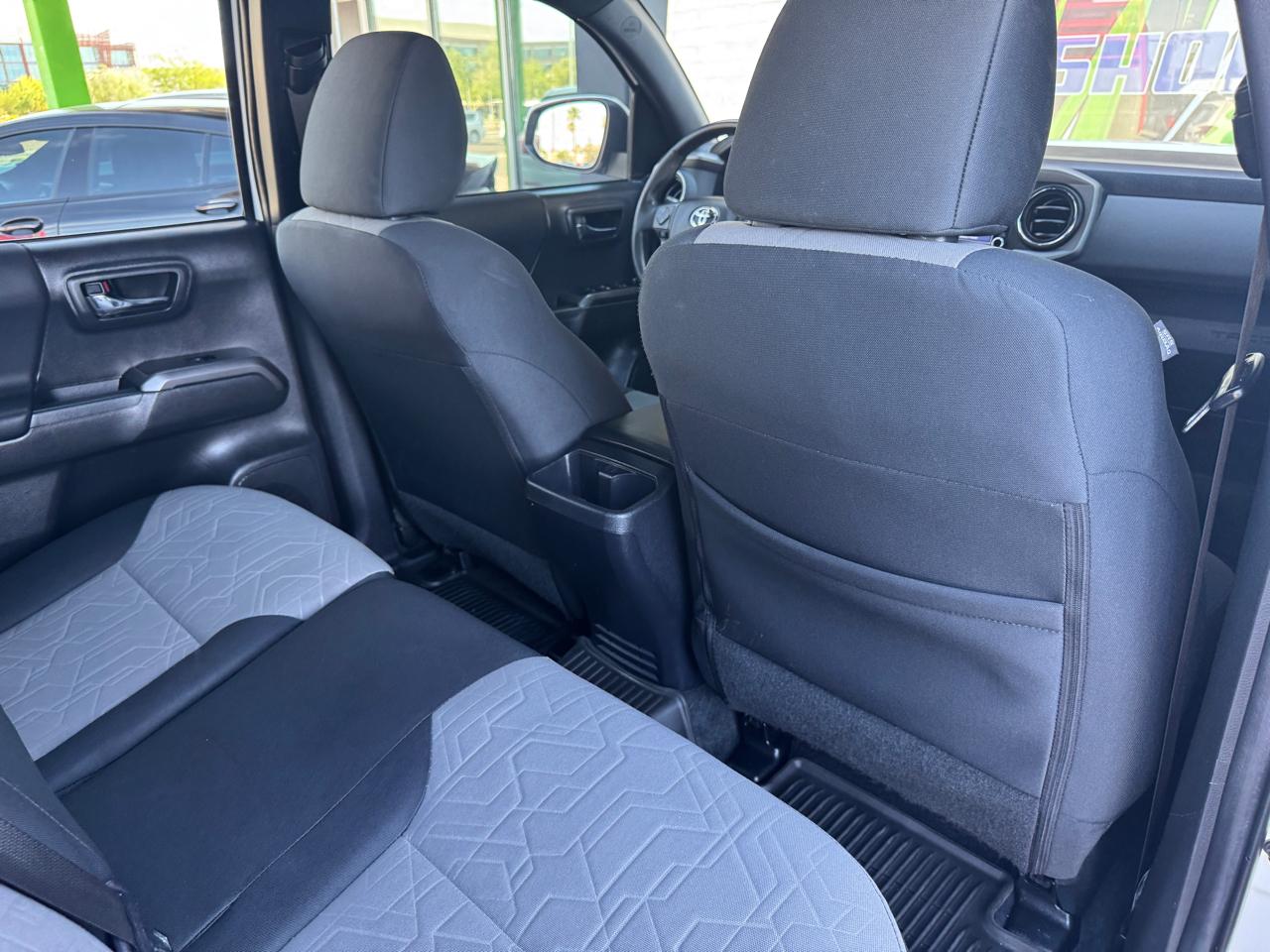 Toyota Tacoma 4WD TRD Off Road Double Cab 5' Bed AT (Natl) 2022
