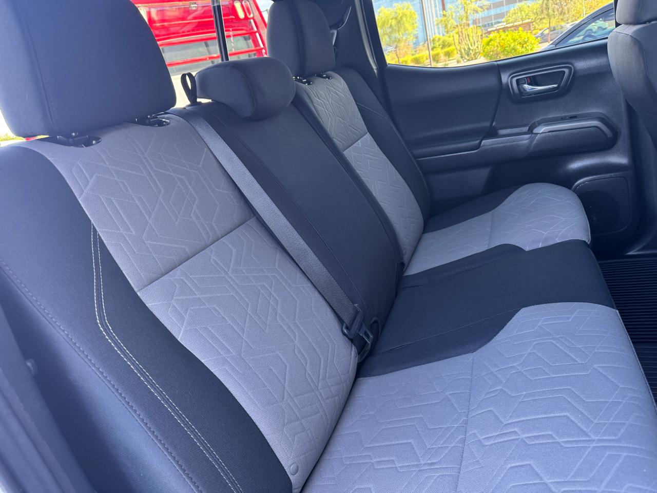 Toyota Tacoma 4WD TRD Off Road Double Cab 5' Bed AT (Natl) 2022