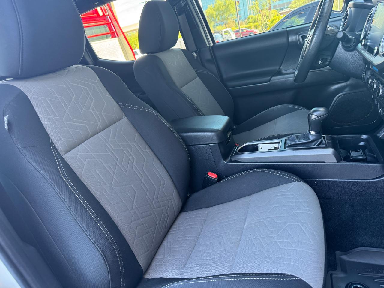 Toyota Tacoma 4WD TRD Off Road Double Cab 5' Bed AT (Natl) 2022