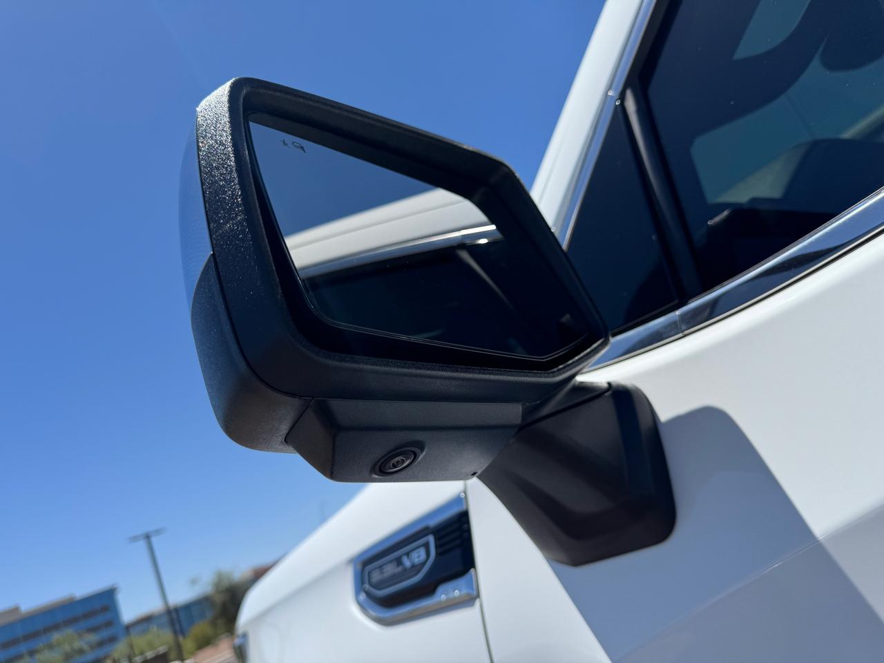 GMC Sierra 1500 4WD Crew Cab 147" SLE 2024