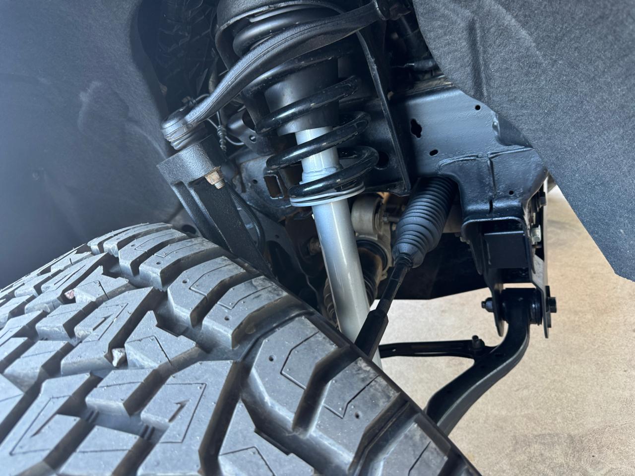 GMC Sierra 1500 4WD Crew Cab 147" AT4 2023