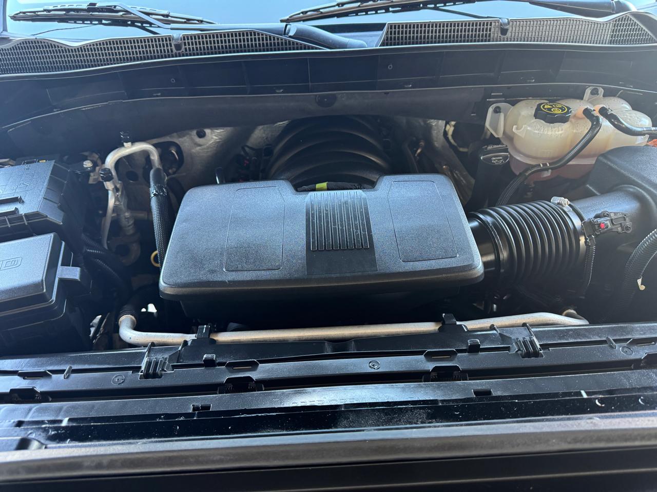 GMC Sierra 1500 4WD Crew Cab 147" AT4 2023