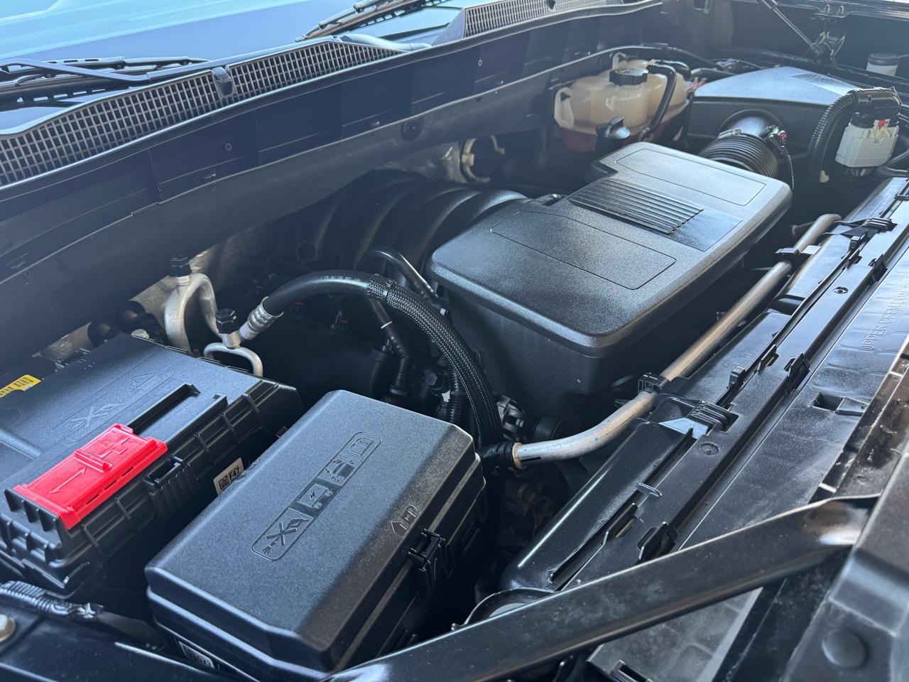 GMC Sierra 1500 4WD Crew Cab 147" AT4 2023