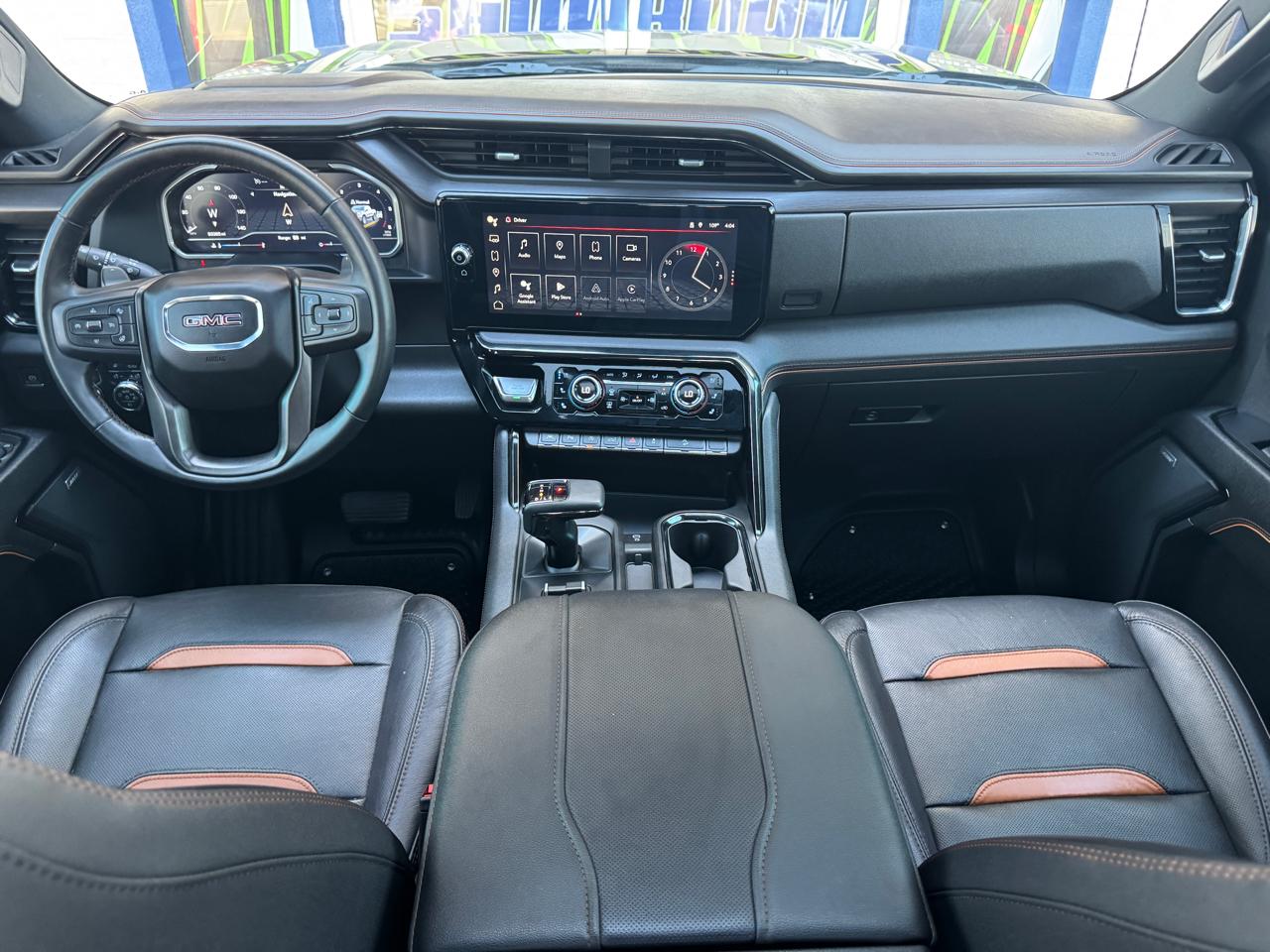 GMC Sierra 1500 4WD Crew Cab 147" AT4 2023