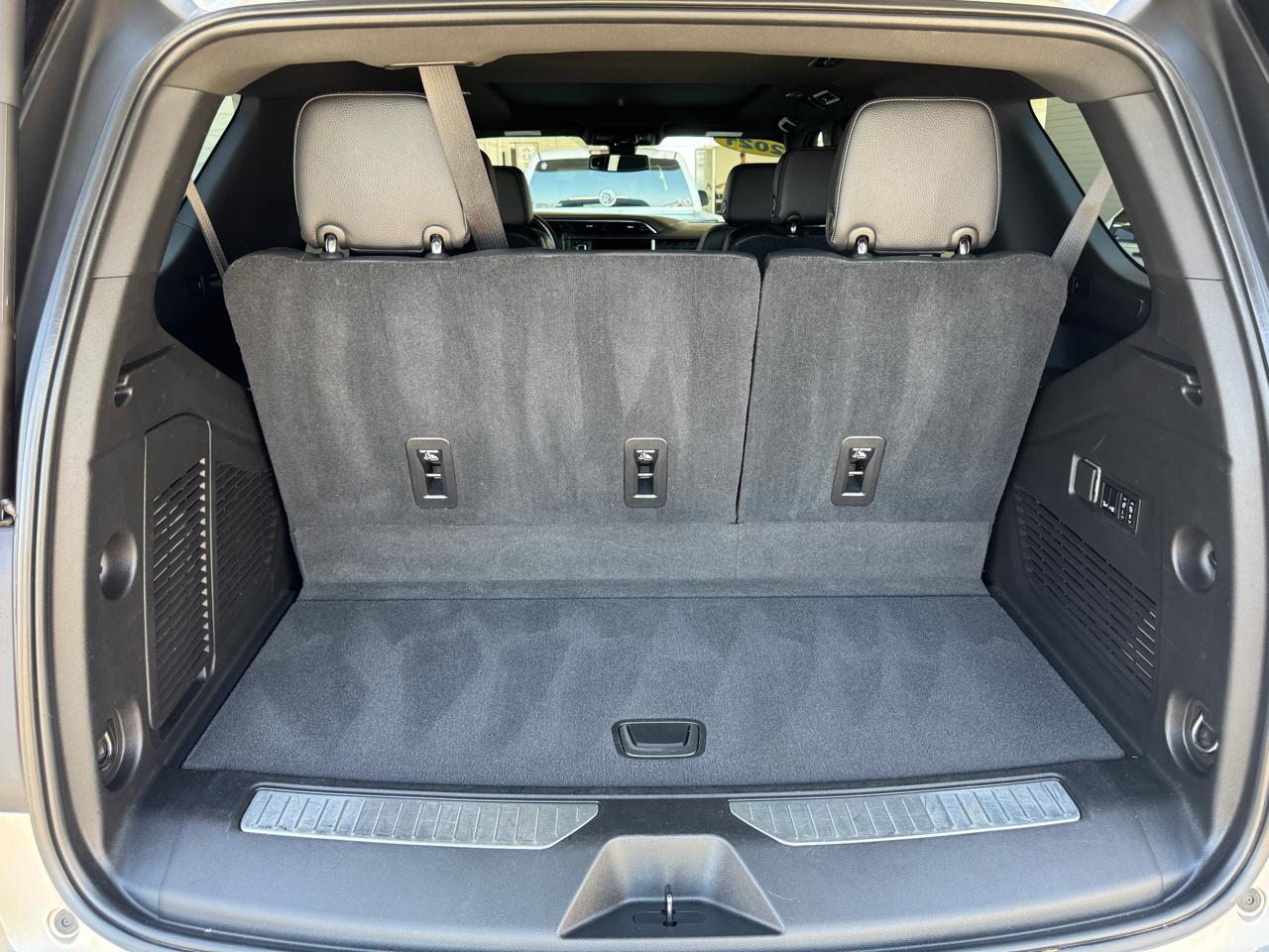 GMC Yukon 4WD 4dr Denali 2021