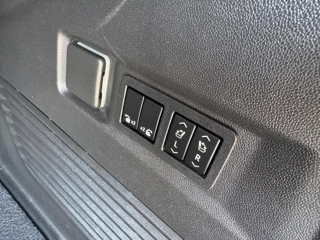 GMC Yukon 4WD 4dr Denali 2021
