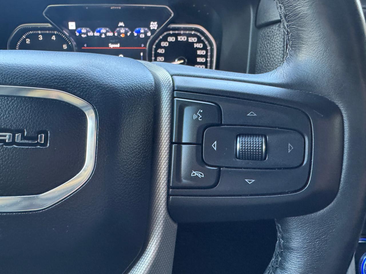 GMC Yukon 4WD 4dr Denali 2021