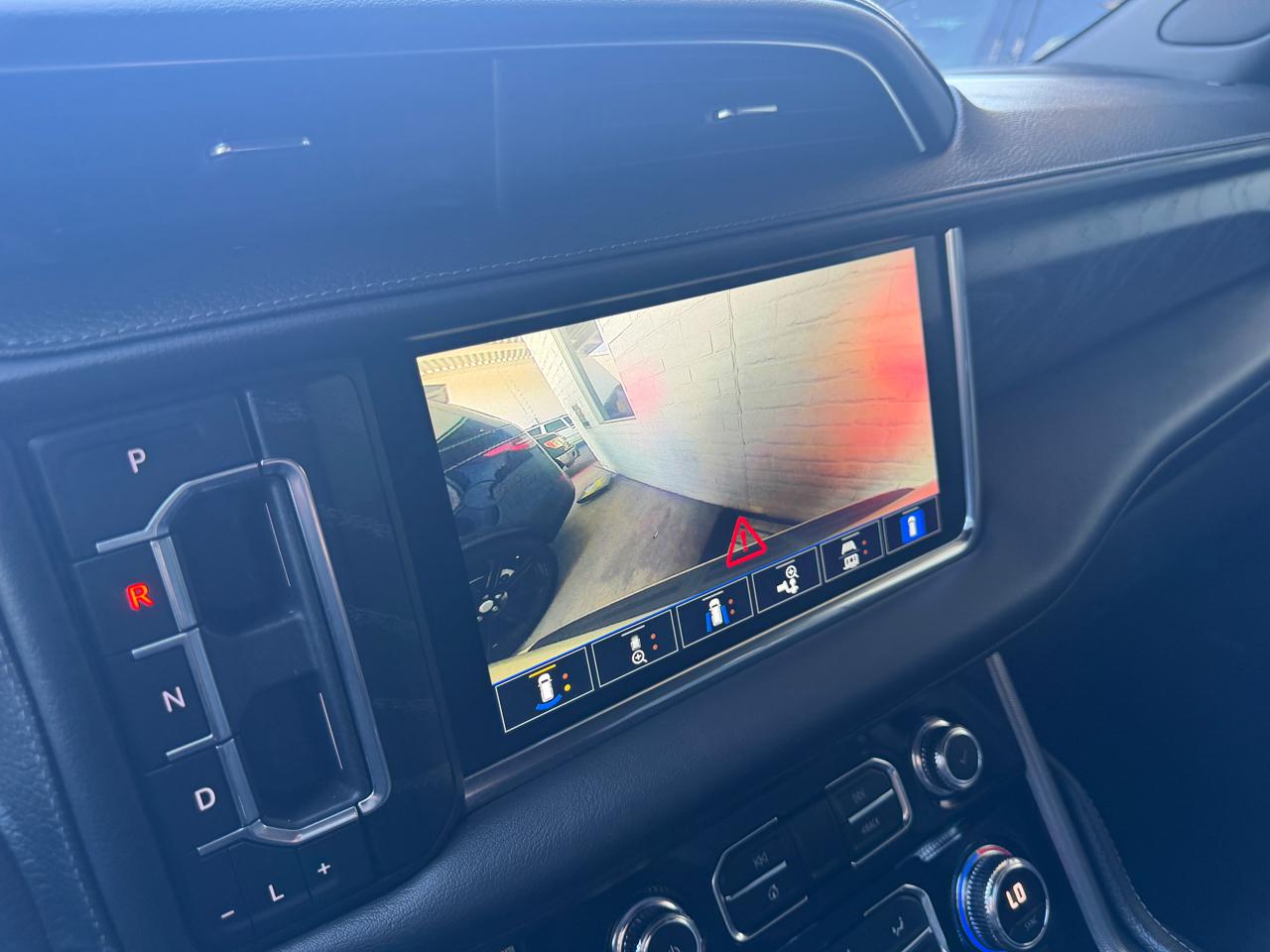 GMC Yukon 4WD 4dr Denali 2021