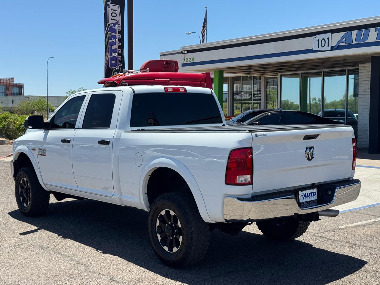 RAM 2500 Tradesman 4x4 Crew Cab 6'4" Box 2018