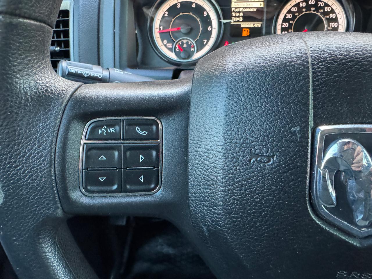 RAM 2500 Tradesman 4x4 Crew Cab 6'4" Box 2018