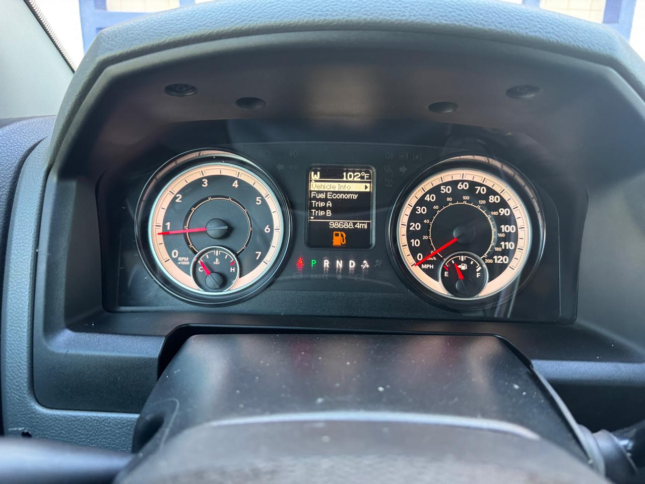 RAM 2500 Tradesman 4x4 Crew Cab 6'4" Box 2018