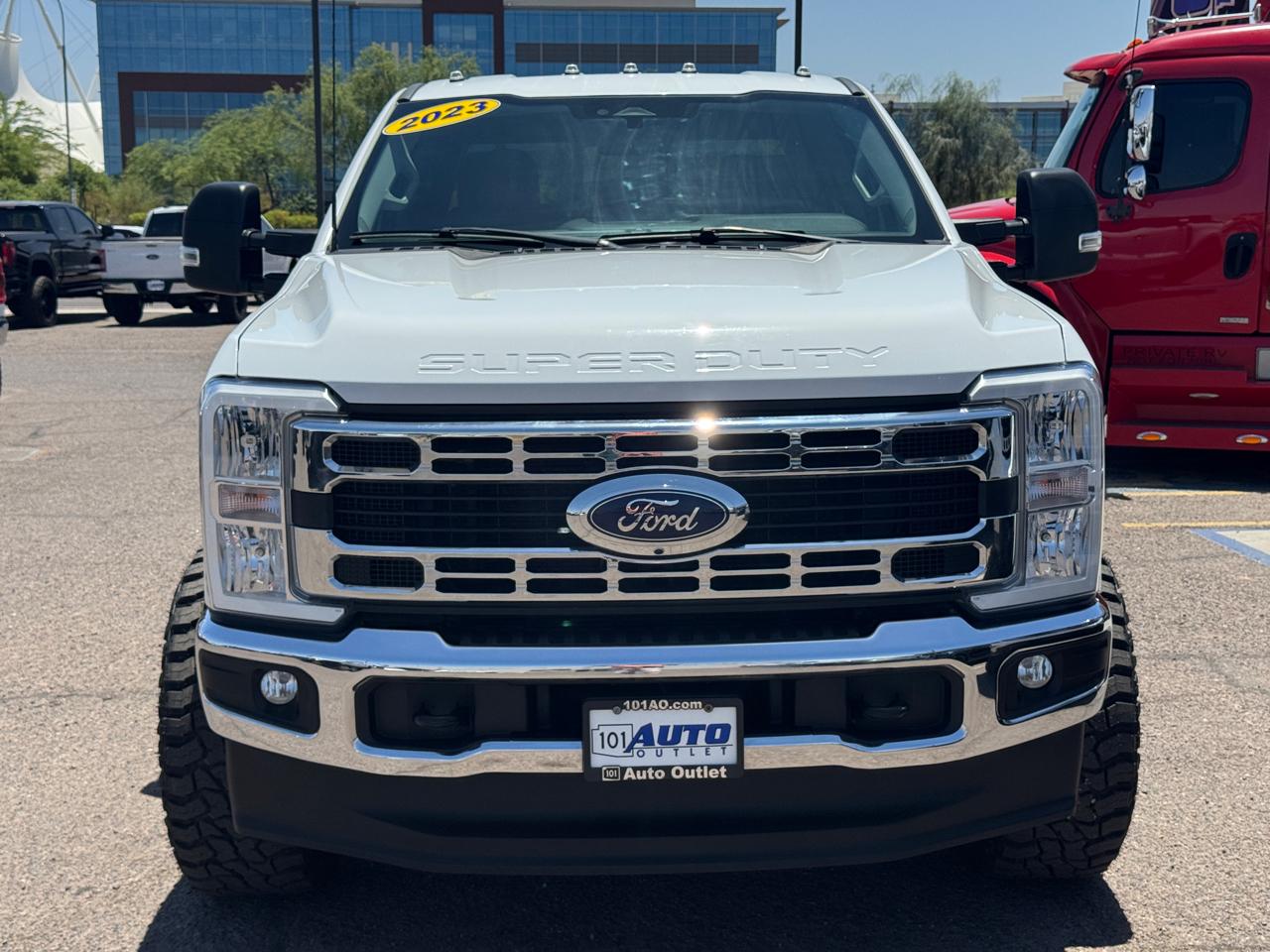 Ford Super Duty F-250 SRW XLT 4WD Crew Cab 6.75' Box 2023