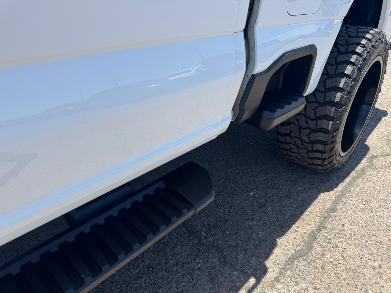 Ford Super Duty F-250 SRW XLT 4WD Crew Cab 6.75' Box 2023