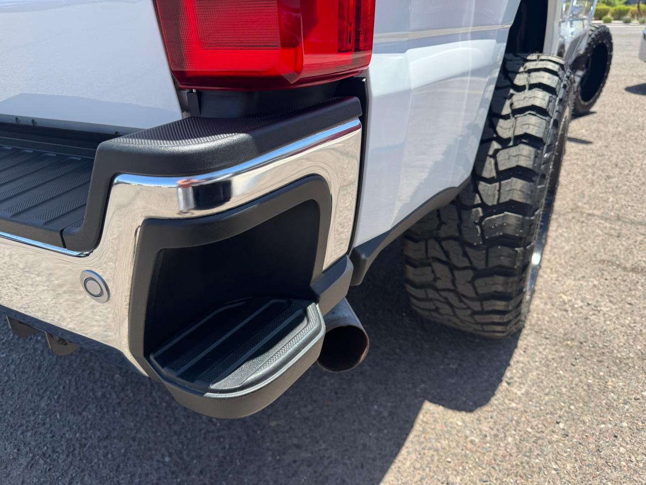 Ford Super Duty F-250 SRW XLT 4WD Crew Cab 6.75' Box 2023