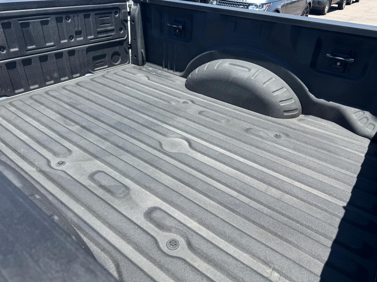 Ford Super Duty F-250 SRW XLT 4WD Crew Cab 6.75' Box 2023