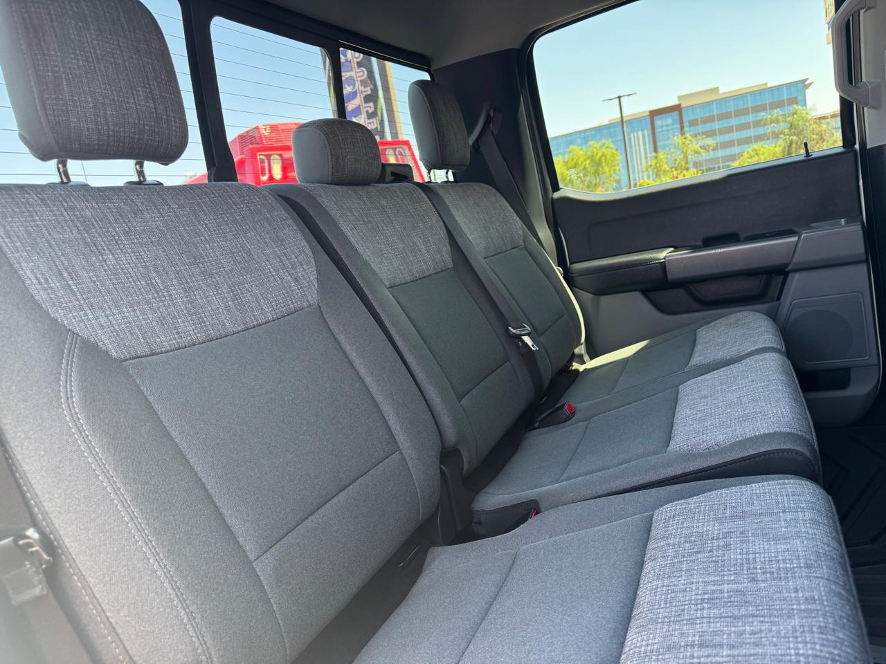 Ford Super Duty F-250 SRW XLT 4WD Crew Cab 6.75' Box 2023