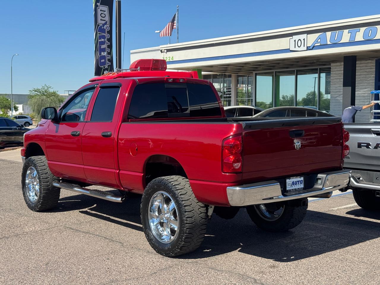 Dodge Ram 1500 4WD Quad Cab 140.5" SLT 2007
