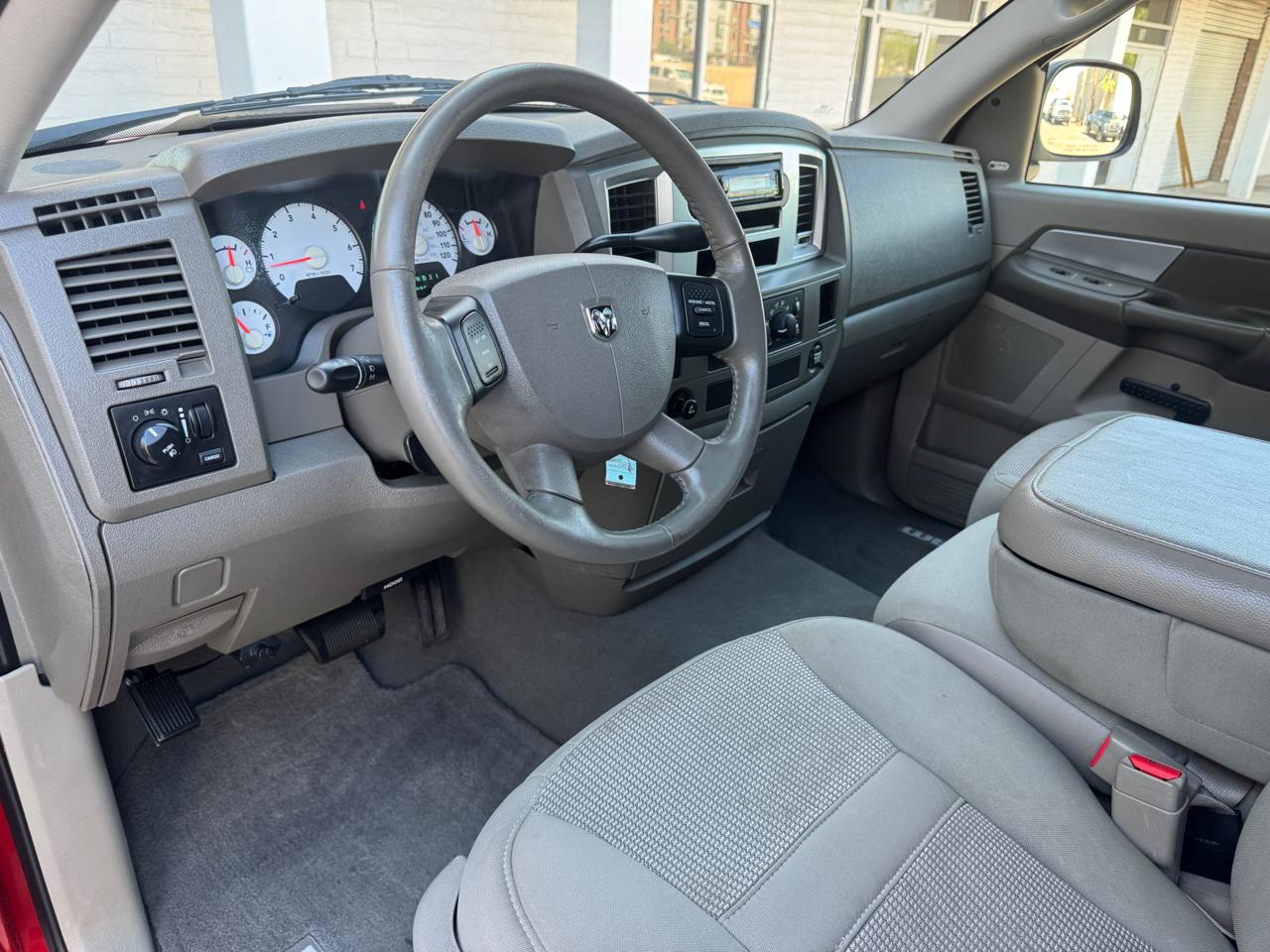 Dodge Ram 1500 4WD Quad Cab 140.5" SLT 2007