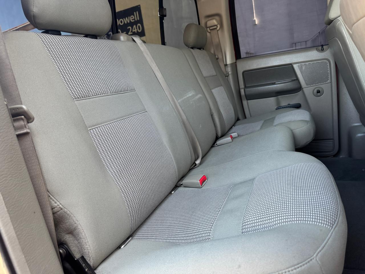Dodge Ram 1500 4WD Quad Cab 140.5" SLT 2007