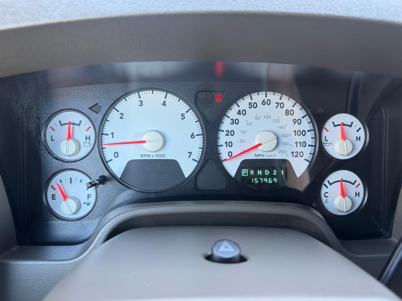Dodge Ram 1500 4WD Quad Cab 140.5" SLT 2007