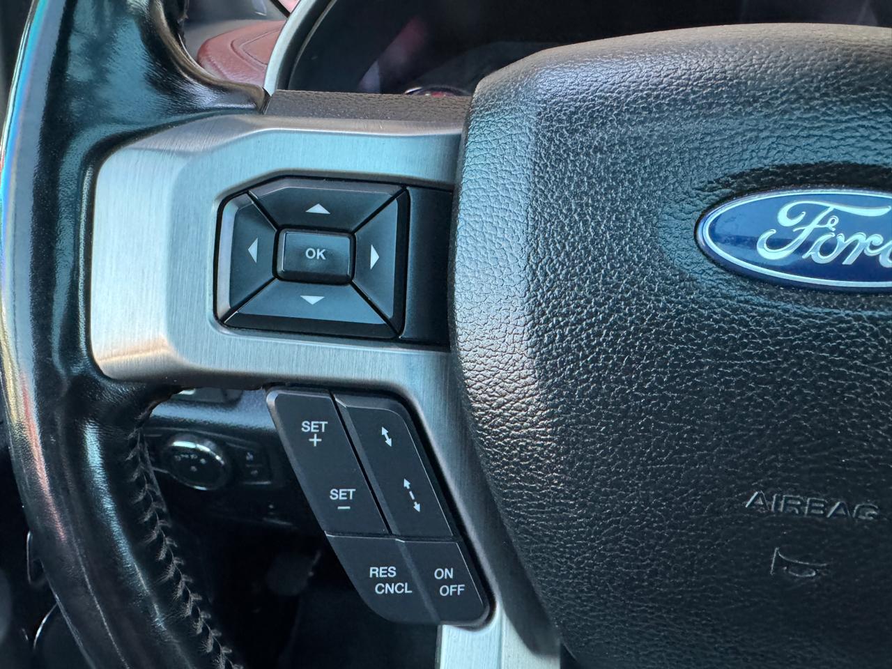 Ford Super Duty F-450 DRW Platinum 4WD Crew Cab 8' Box 2018