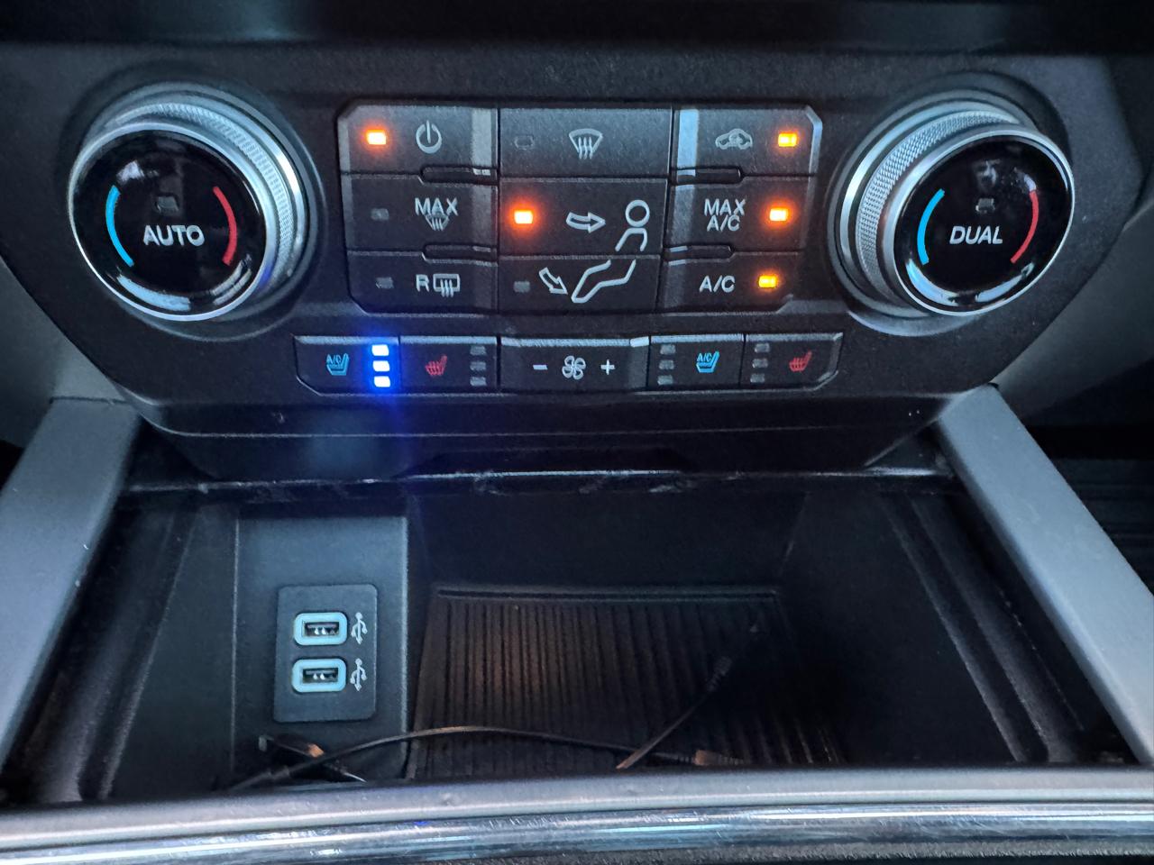 Ford Super Duty F-450 DRW Platinum 4WD Crew Cab 8' Box 2018