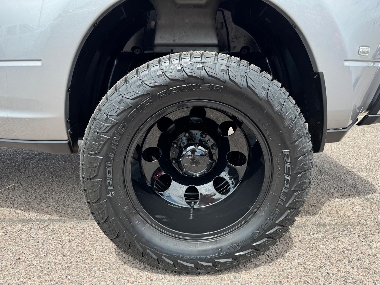 RAM 3500 Laramie 4x4 Crew Cab 8' Box 2023