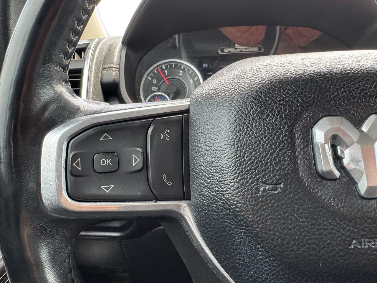 RAM 3500 Laramie 4x4 Crew Cab 8' Box 2023