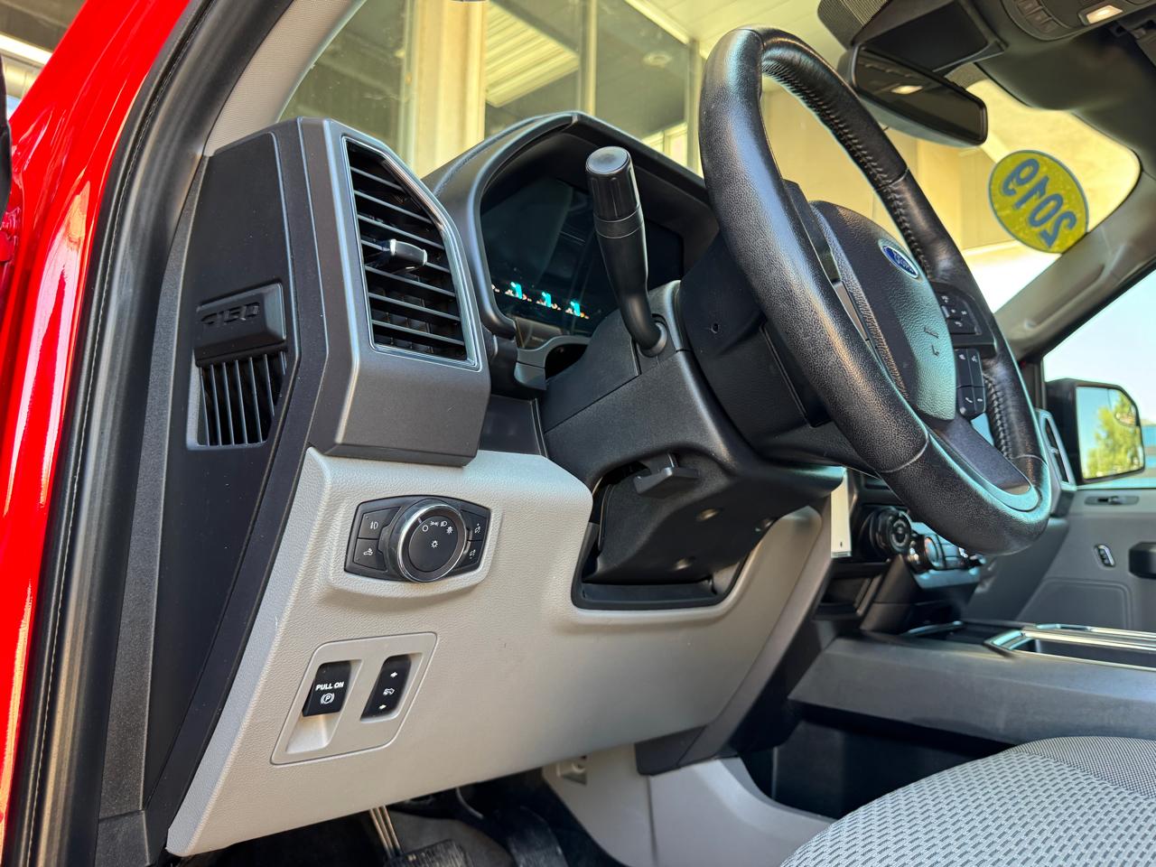 Ford F-150 XLT 4WD SuperCrew 5.5' Box 2019
