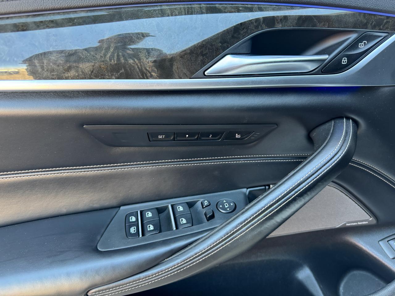 BMW 5 Series M550i xDrive Sedan 2018