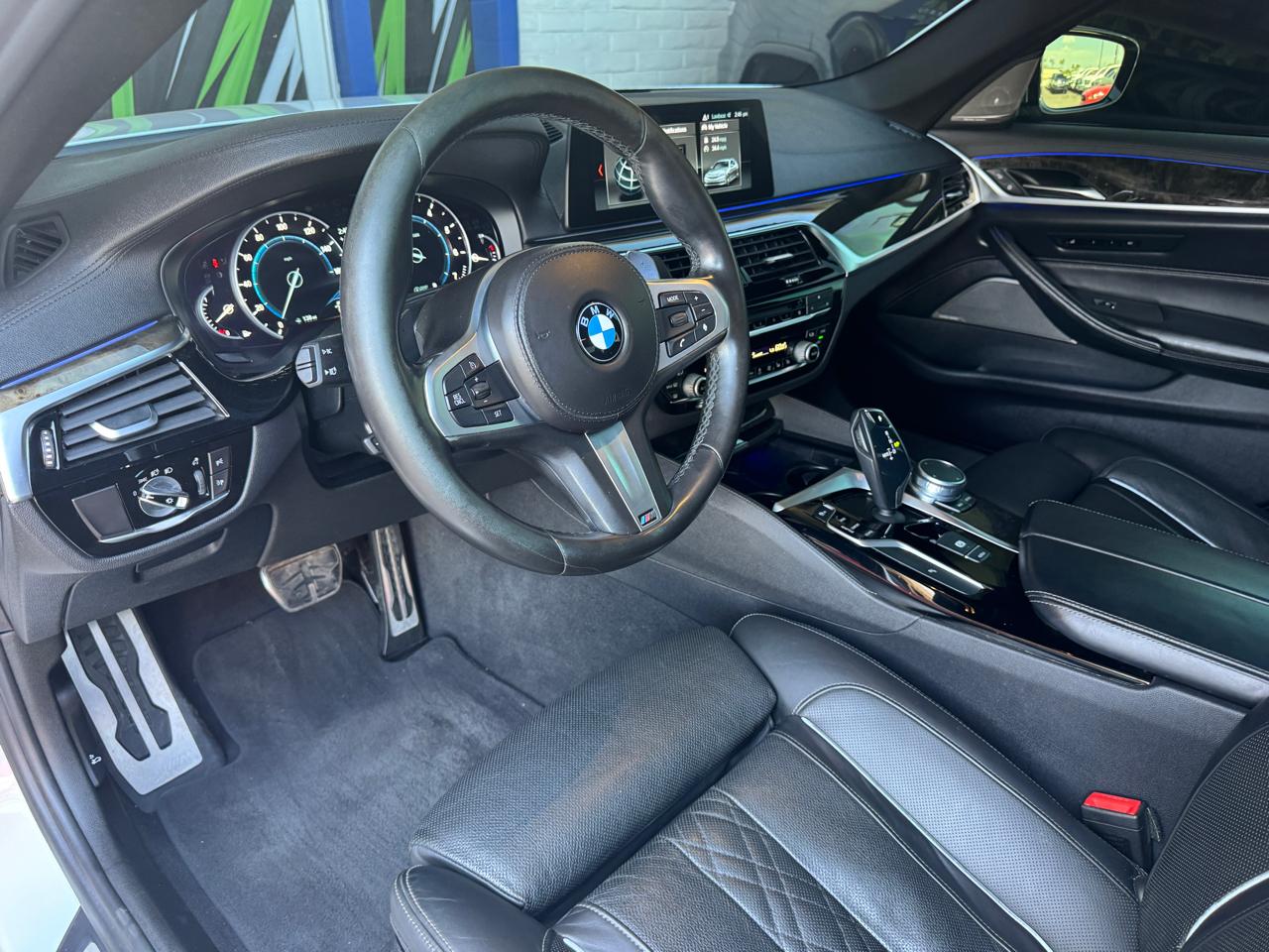 BMW 5 Series M550i xDrive Sedan 2018