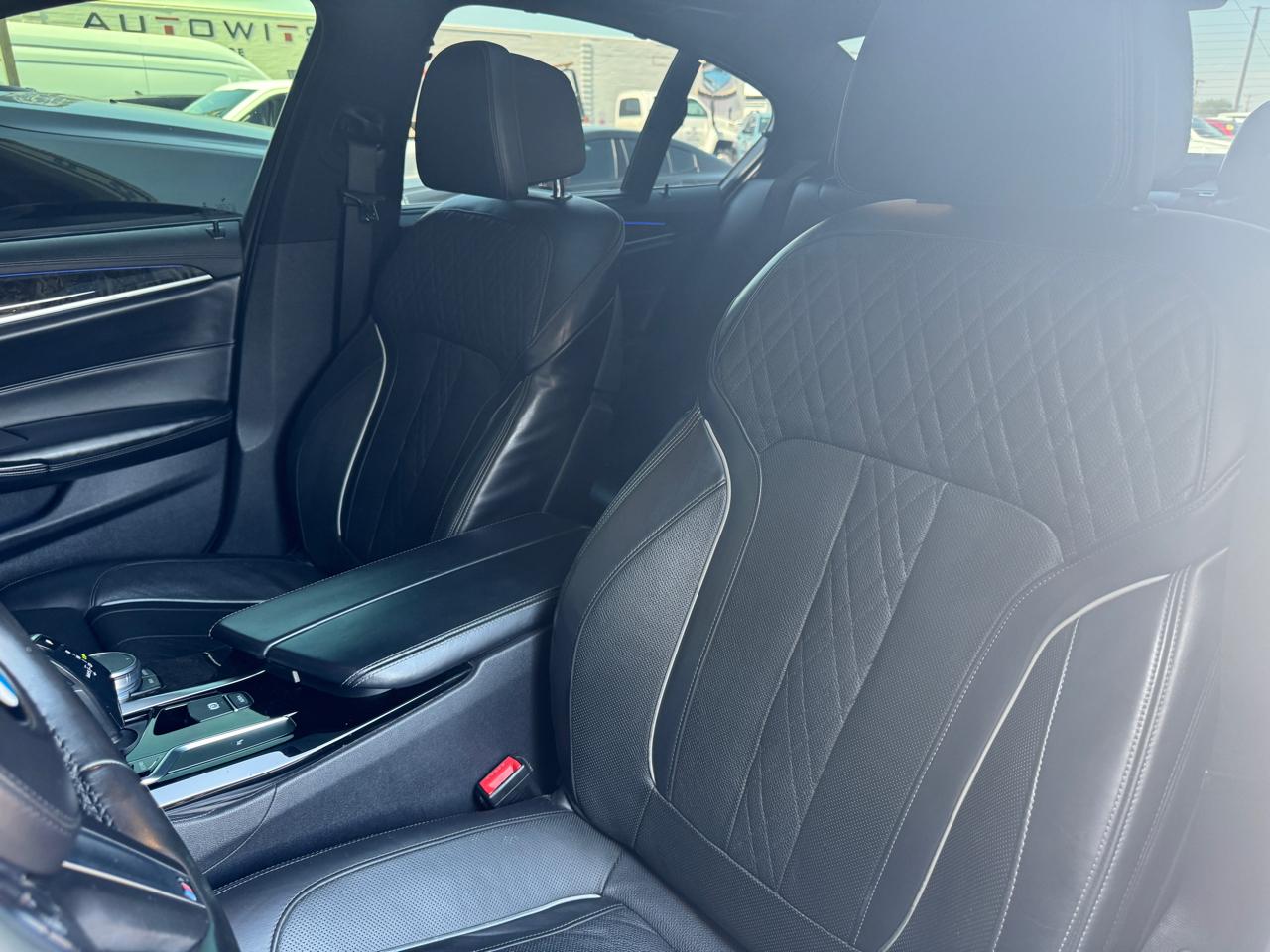 BMW 5 Series M550i xDrive Sedan 2018
