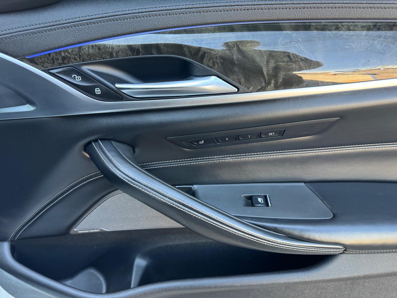 BMW 5 Series M550i xDrive Sedan 2018